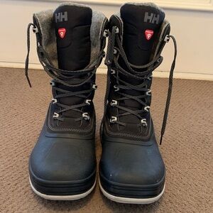 Helly Hansen Black Snow Boots with Gray Accents